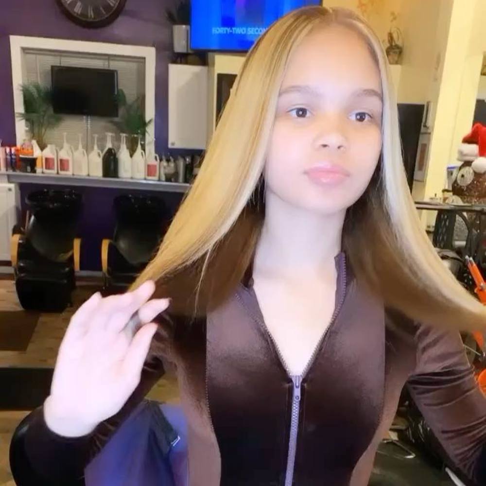 Meet your Posher, Hair